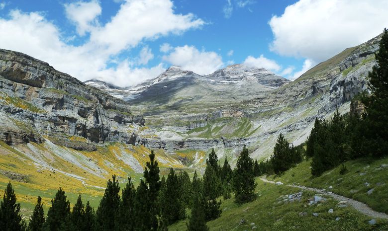 Gavarnie, Brèche de Roland and Monte Perdido