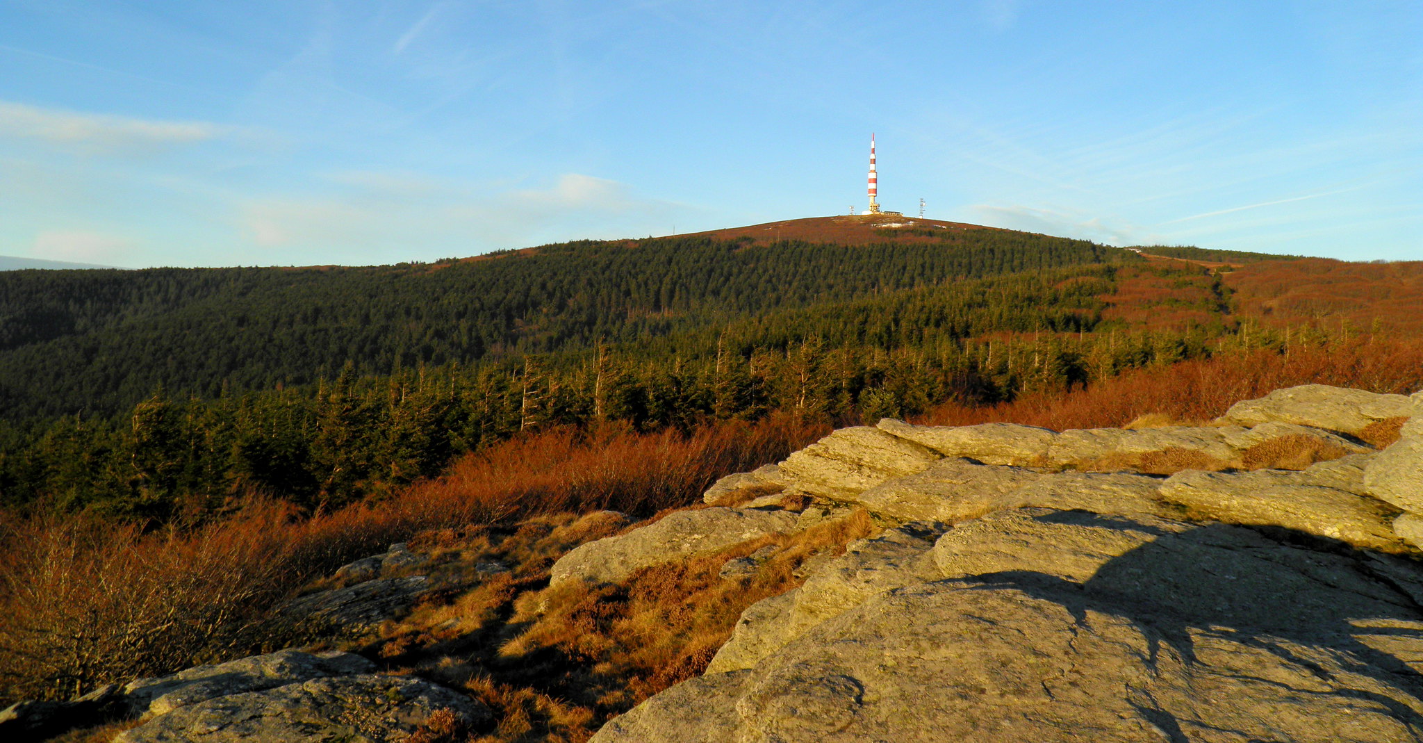 Pic de Nore in a Loop