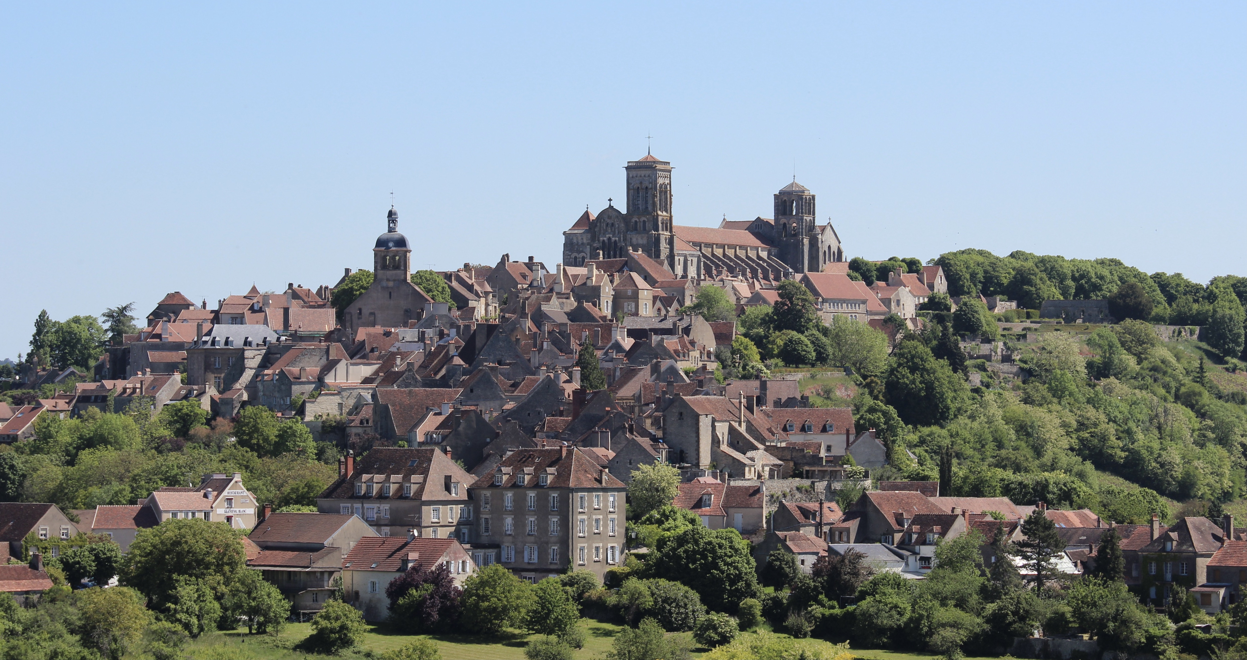 Entre Pierre-Perthuis et Vézelay