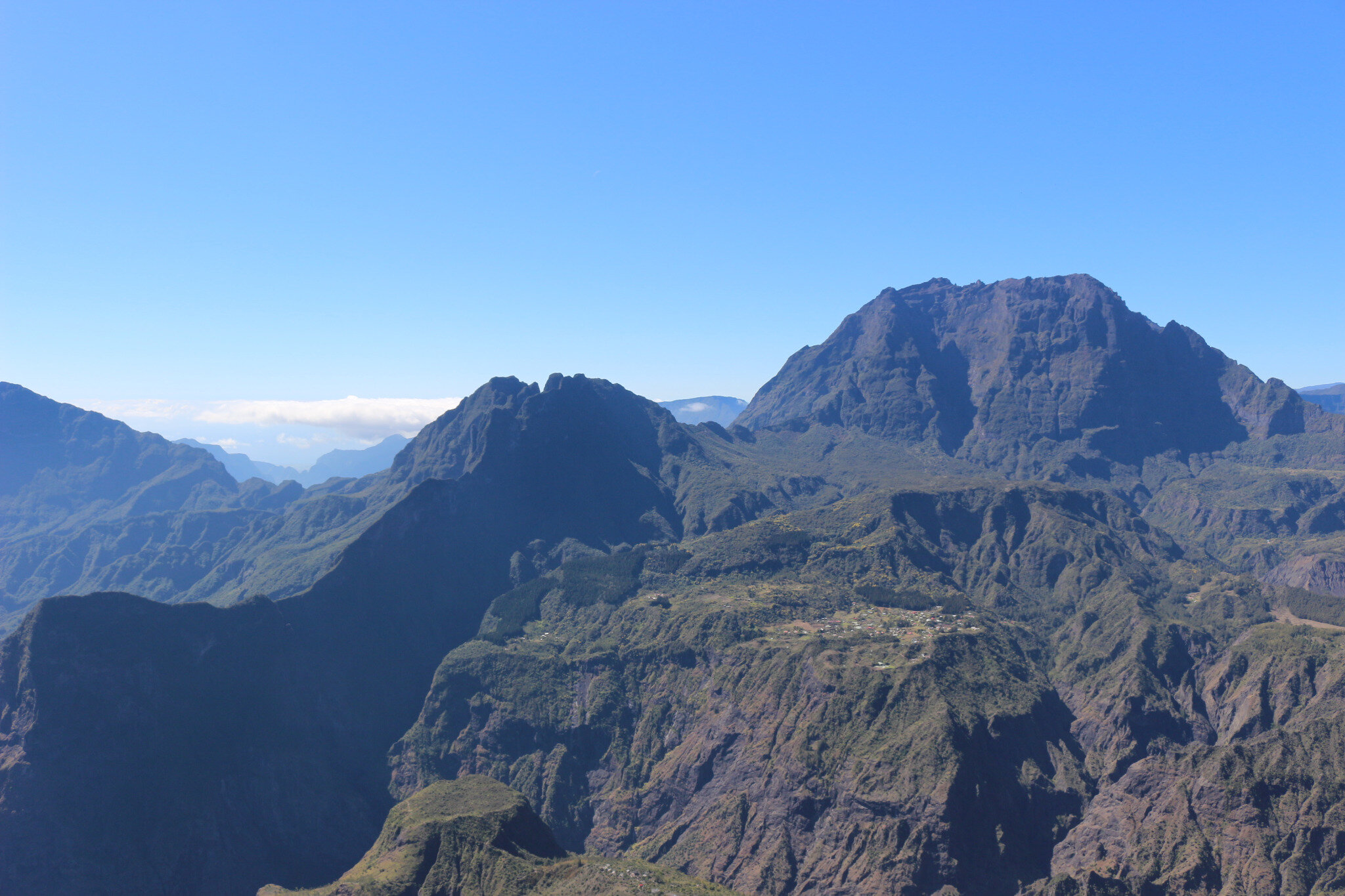 Pic du Maïdo et crête des Orangers