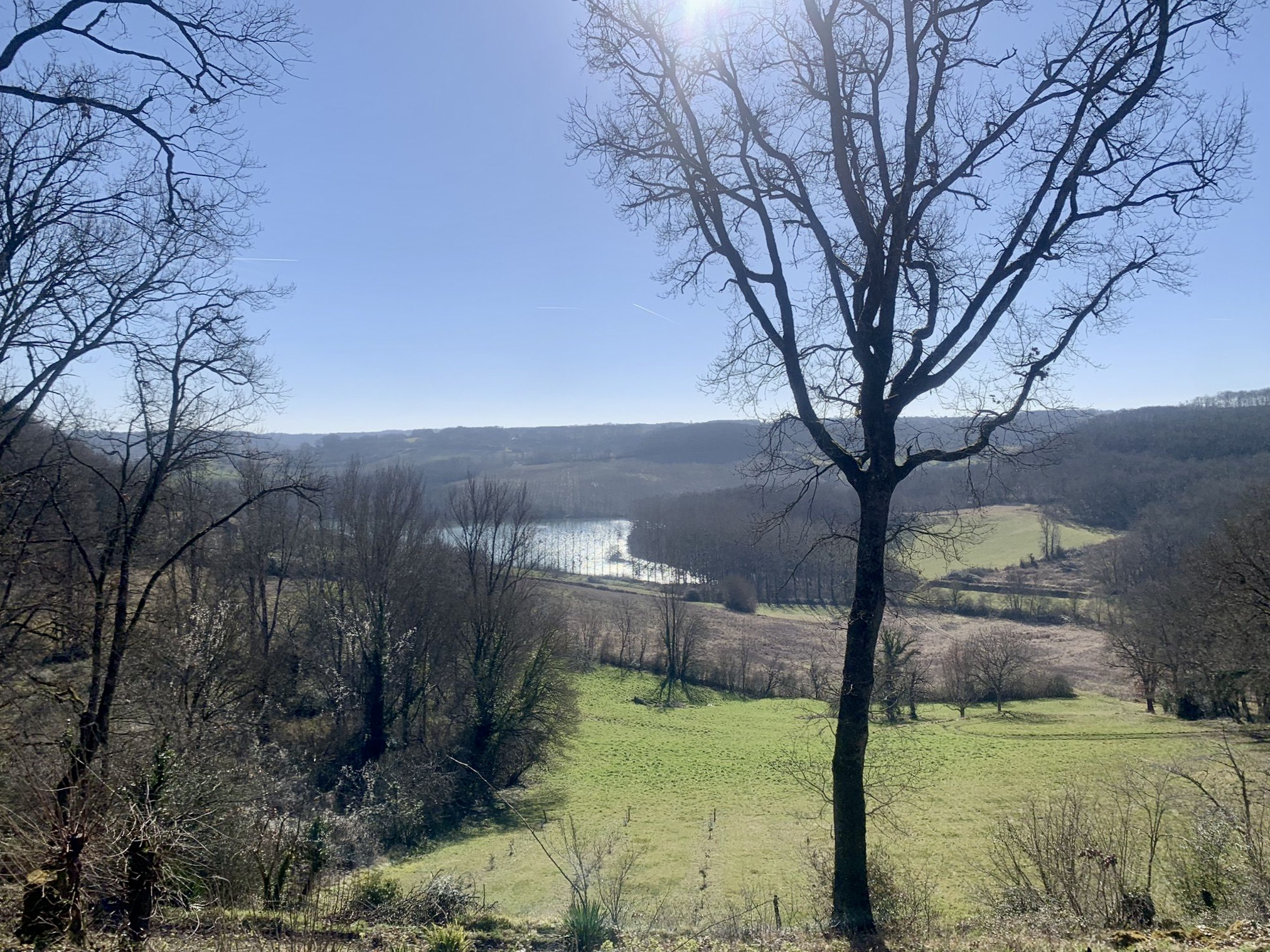 Around Sainte-Colombe-de-Villeneuve