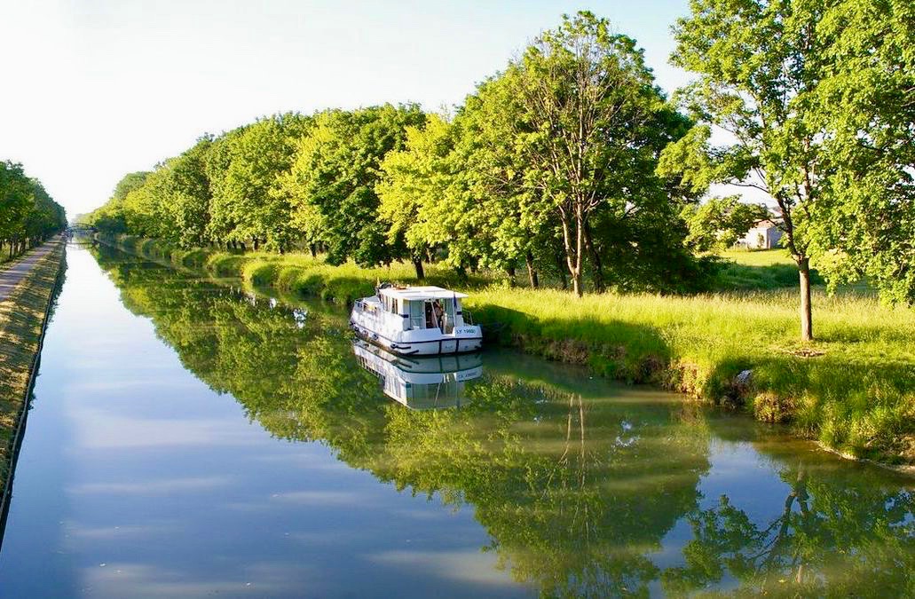Canal des Deux Mers 