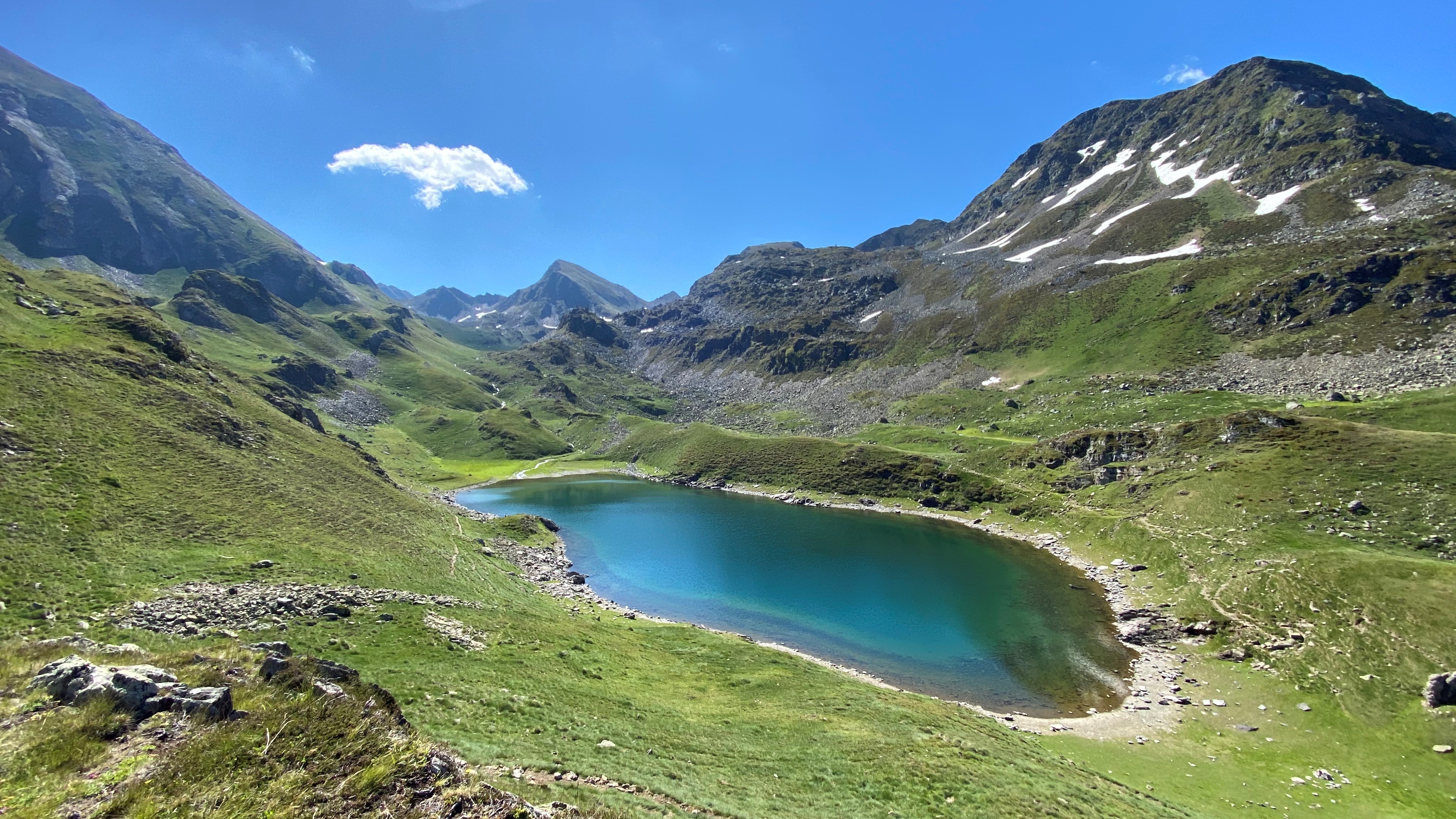 Lac Bleu de Lesponne from Super Barèges