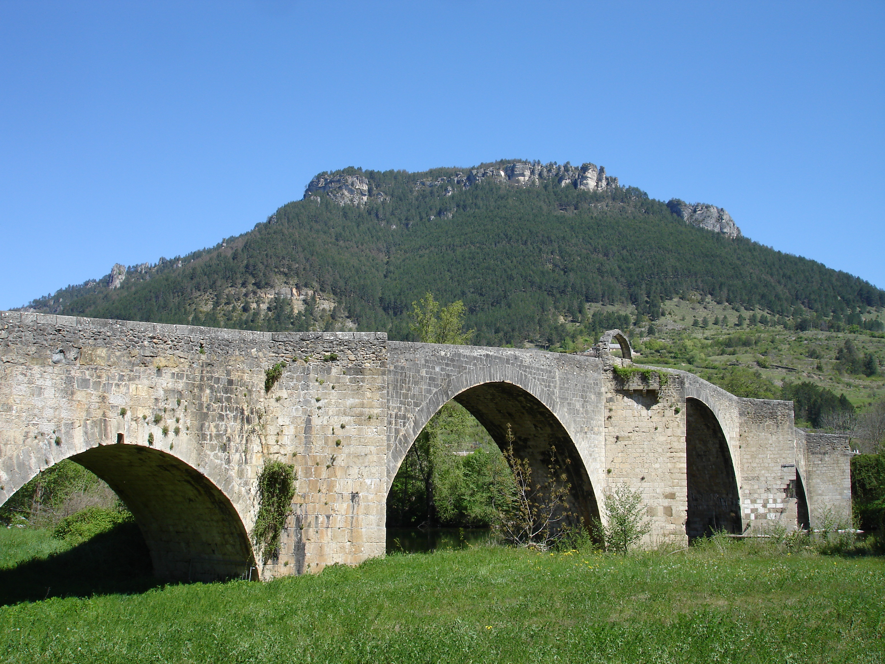 Les deux ponts d'Ispagnac