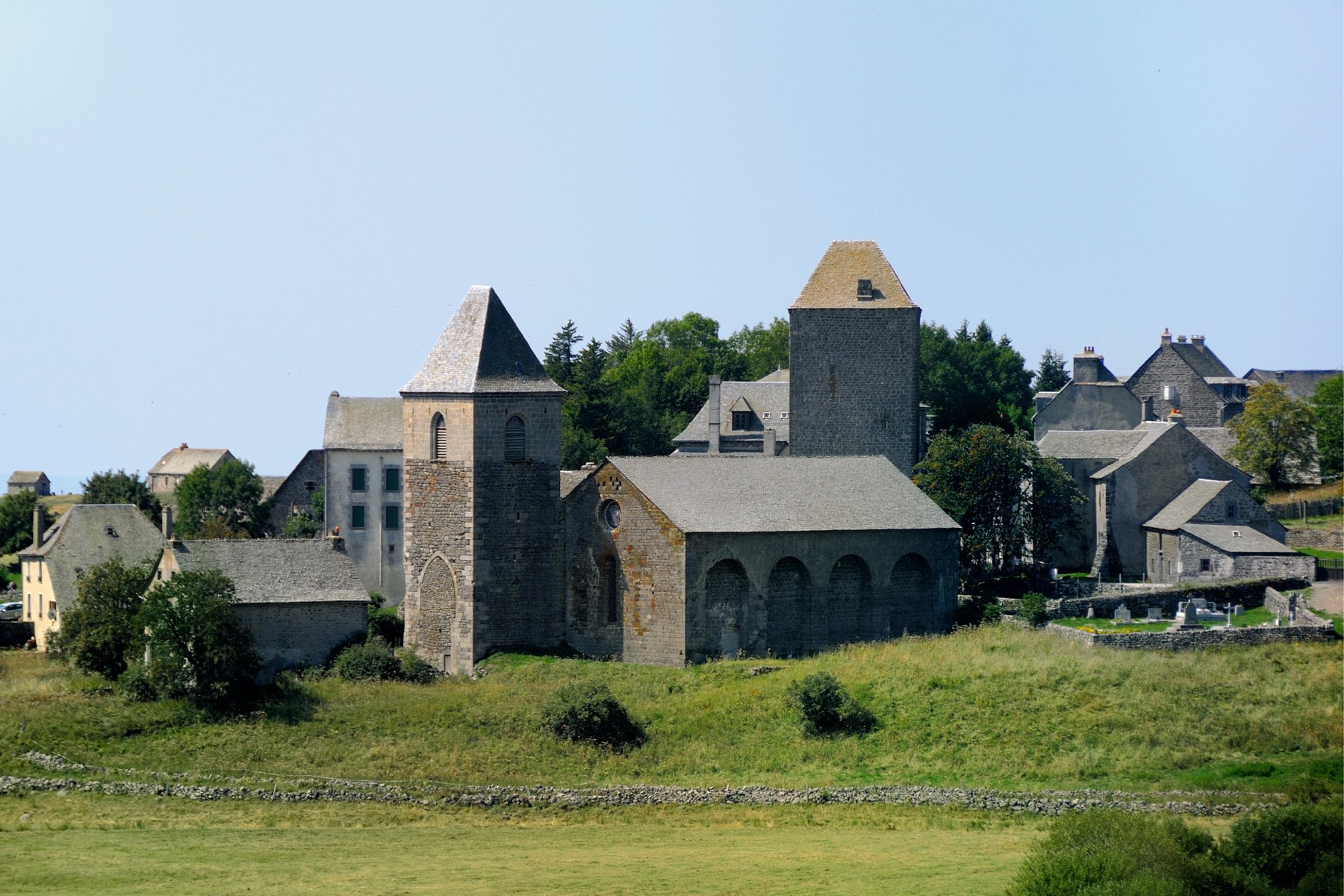 Notre-Dame de l'Aubrac