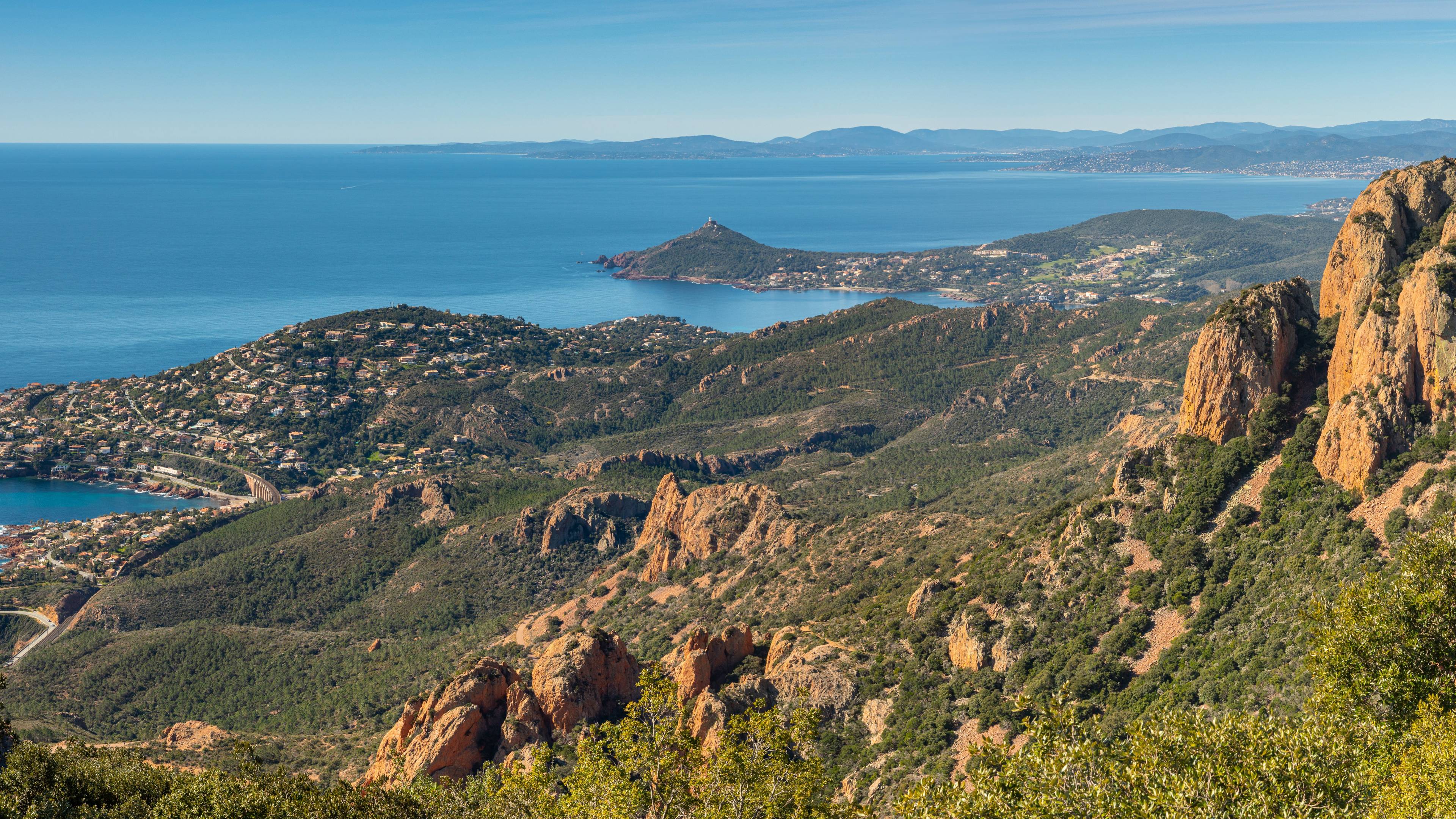From Anthéor to Le Trayas station